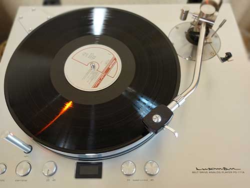 シューベルト：アルペジオーネ　ソナタ　レコード再生