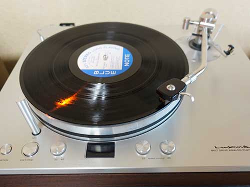 ART BLAKEY & THE JAZZ MESSENGERS  A NIGHT IN TUNISIA