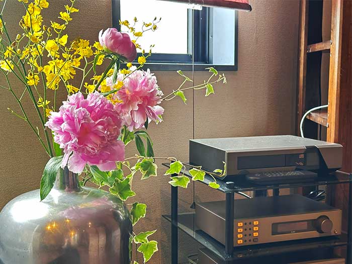 フラワーアレンジ>
<br>

</section>

<!------------▲ここまで記事で１段落終える------------->


                   
<!-----------------------------------------▲ここまでで記事内容終了----------------------------------------->
 
<section class=