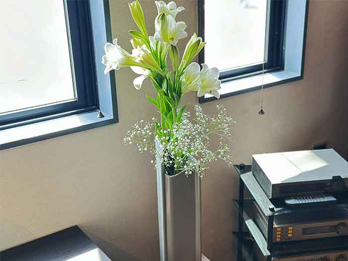 フラワーアレンジ>
<br>

</section>

<!------------▲ここまで記事で１段落終える------------->

                 
<!-----------------------------------------▲ここまでで記事内容終了----------------------------------------->
 
<section class=