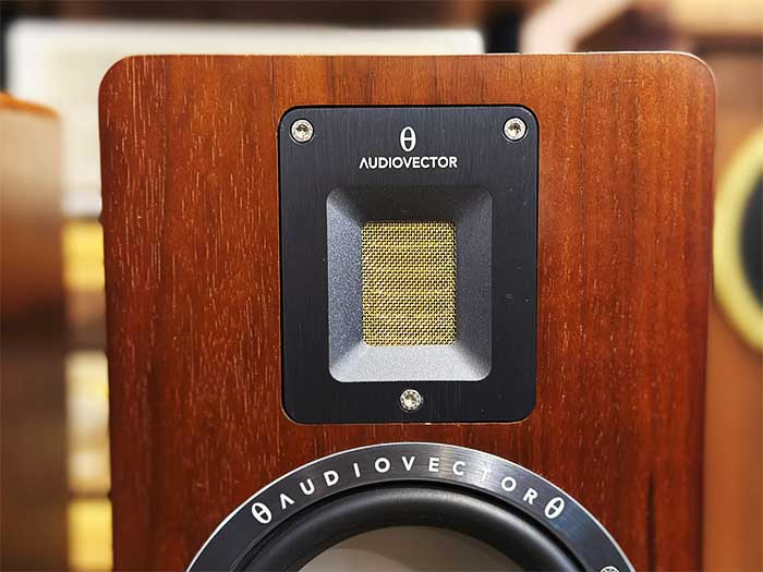 AUDIO VECTOR　QR 1 SE　試聴
