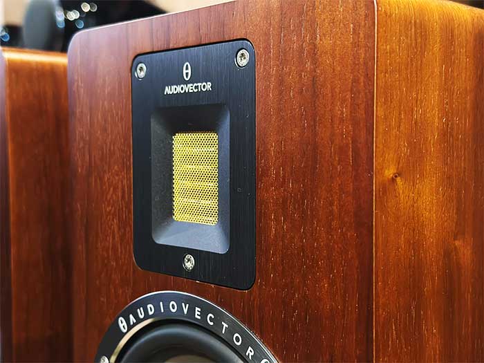 AUDIO VECTOR　QR 1 SE　試聴