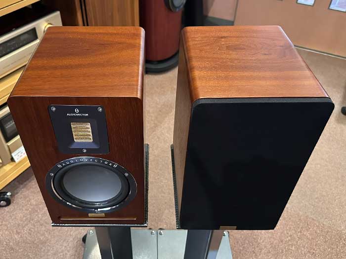 AUDIO VECTOR　QR 1 SE　試聴