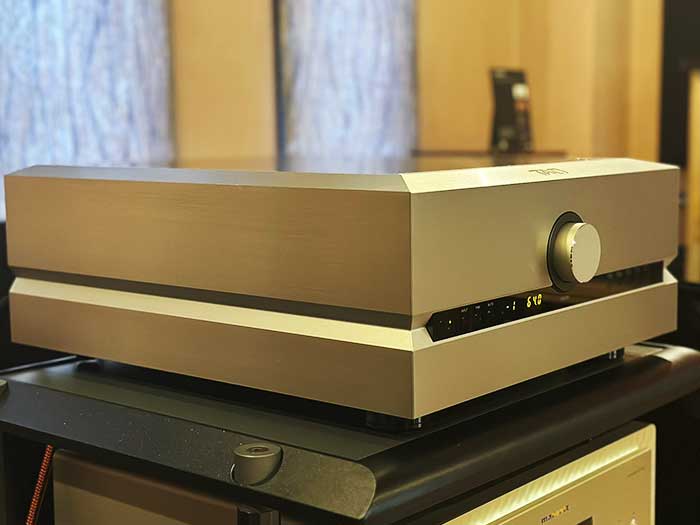 TAD　TAD A-1000　試聴