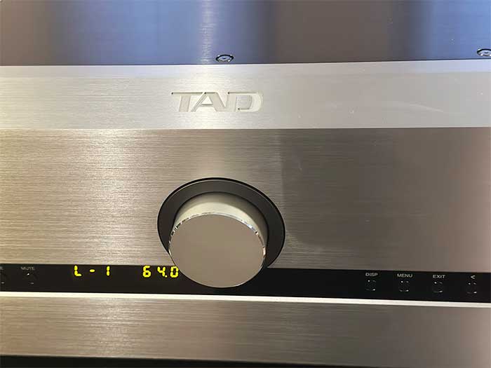 TAD　TAD A-1000　試聴