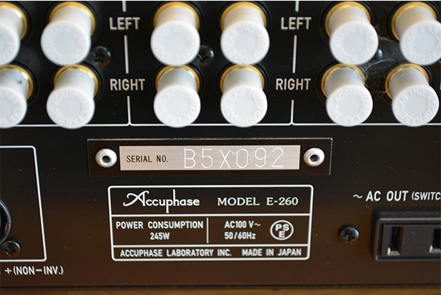 Accuphase プリメインアンプ E-260 Accuphase Laboratory, Inc. E-260