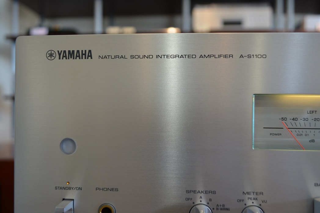 YAMAHA 中古品 プリメインアンプ A-S1100 シルバー サイドパネル