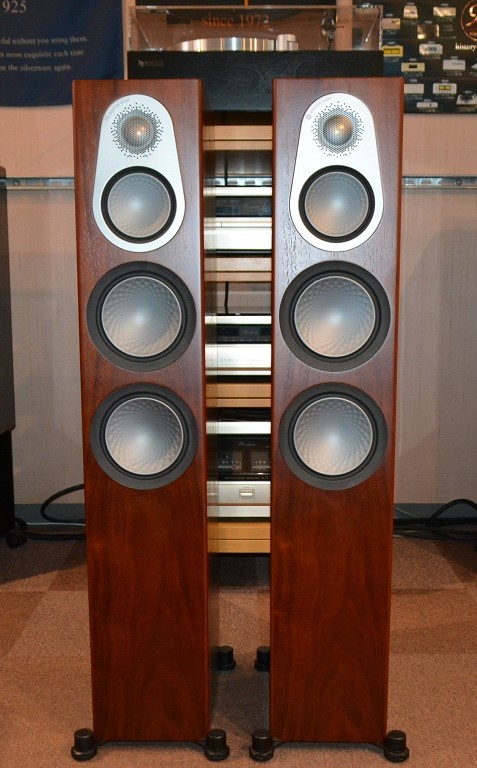 販売終了： 中古品：MONITORAUDIO SILVER300 WN 3ウェイ・バスレフ型 