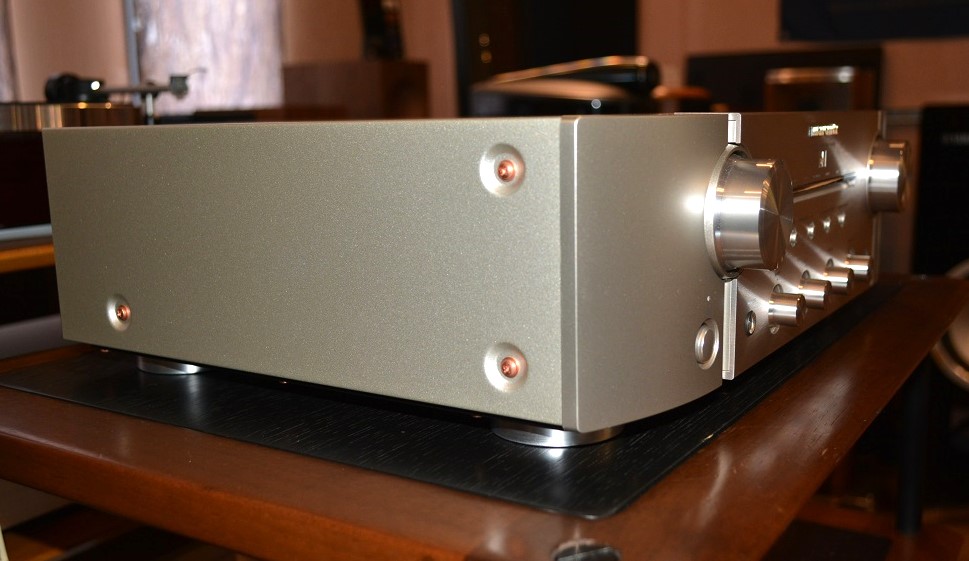販売終了：中古品： marantz PM8006 ステレオプリメインアンプ 中古品