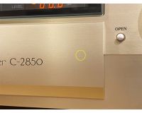 Accuphase C-2850 プリアンプ 展示品