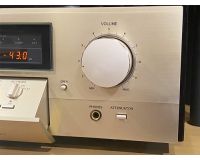 Accuphase C-2850 プリアンプ 展示品