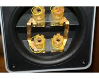 ターミナル一部欠けています