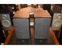 中古品 DALI OBERON1 DW