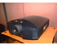 中古品：SONY VPL-HW30ES