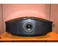 中古品：SONY VPL-HW30ES