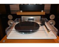 中古品：rega  Planar 3 MK2