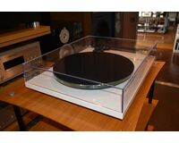 中古品：rega  Planar 3 MK2