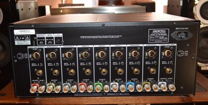 中古品 ONKYO PA-MC5501