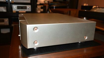 中古品 marantz NA6006