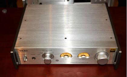 中古品：TEAC  AX-501 Silver
