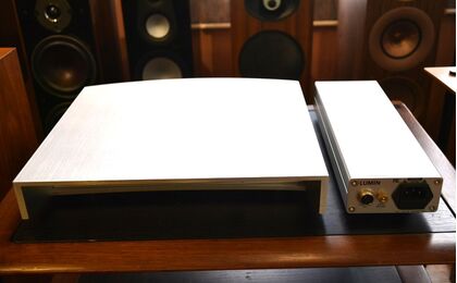 中古品 LUMIN U1 Silver