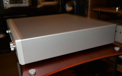 中古品 LUXMAN  P-750u