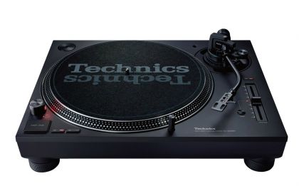 Technics-SL-1200MK7