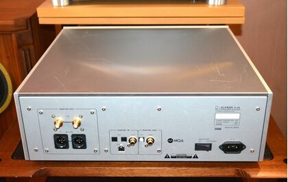 中古品：LUXMAN D-10X