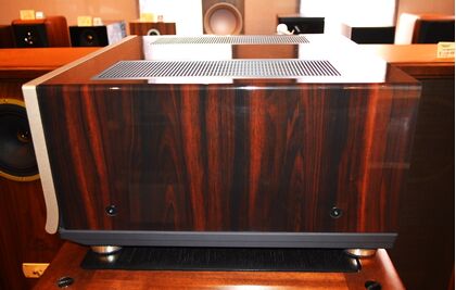 中古品 LUXMAN  M-10