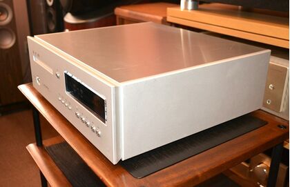 中古品：LUXMAN D-10X