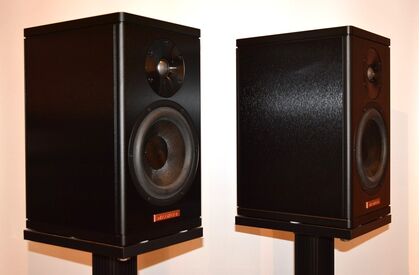 中古品：MAGICO  A1