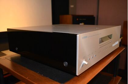 中古品 YAMAHA  CD-S2100