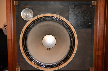 中古品  SANSUI  SP-707J