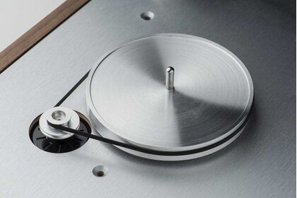 Pro-Ject　The Classic EVO　プラッター