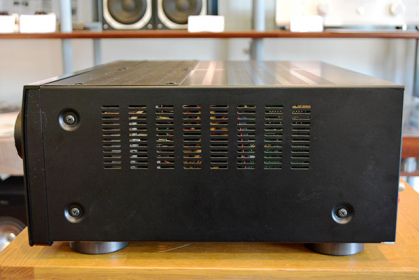 中古品DENON AVR-X4000