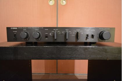 中古品：YAMAHA C-2a