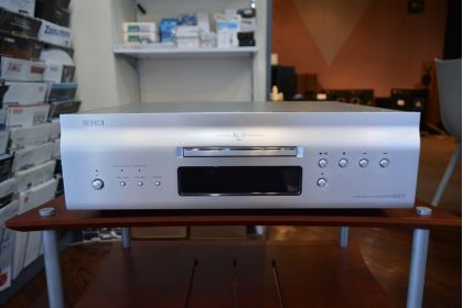 中古品　DENON DCD-SX11