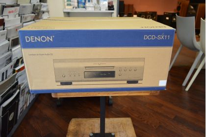 中古品　DENON DCD-SX11