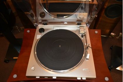 中古品　DENON DP-200USB