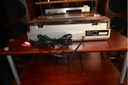中古品　DENON DP-200USB