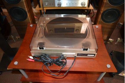 中古品　DENON DP-200USB