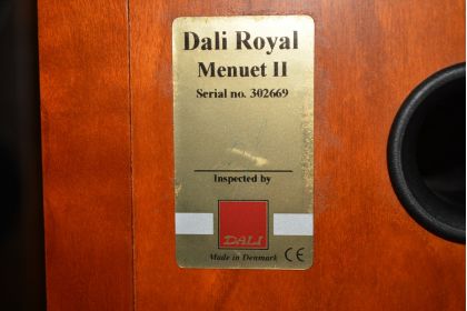 中古品　DALI Royal Menuet II