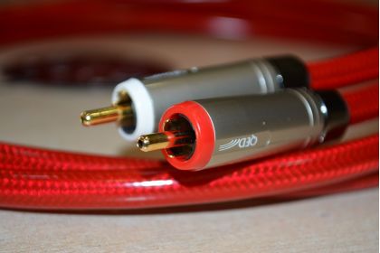 中古品  QED  Reference AUDIO RCAインターコネクトケーブル/1.0m