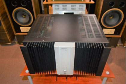 中古品：ROTEL RB-1090