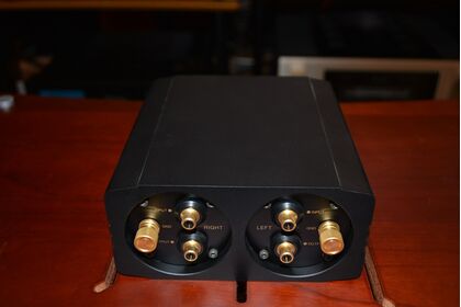 中古品 DENON  AU-S1