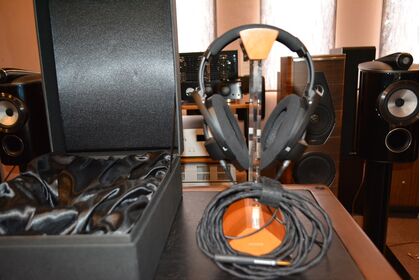中古品 SENNHEISER HD800