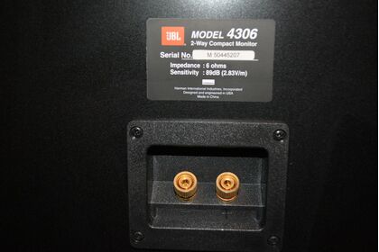 中古品　JBL 4306