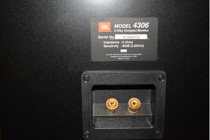 中古品　JBL 4306