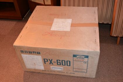 中古品 Accuphase  PX-600