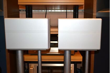 中古品 ELAC  CL310 JET